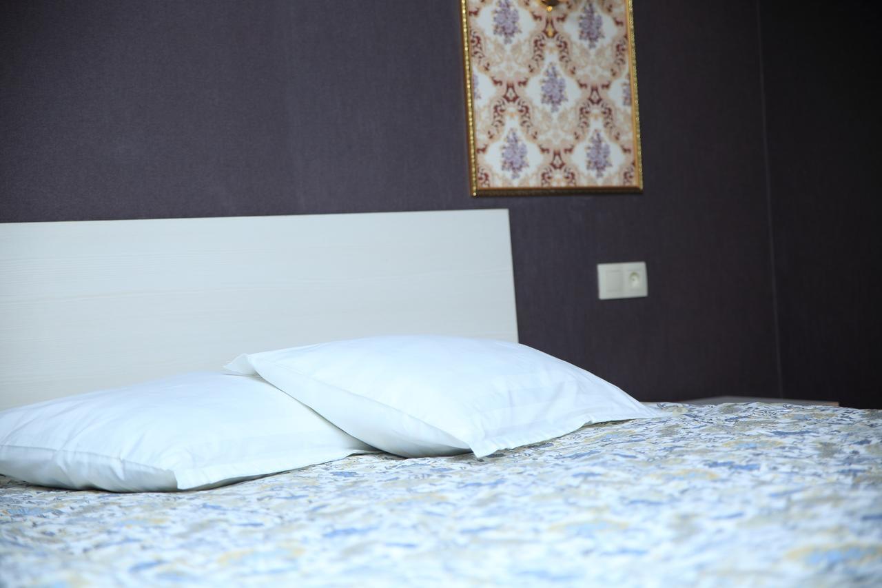Aska Hotel Naryn Exterior photo