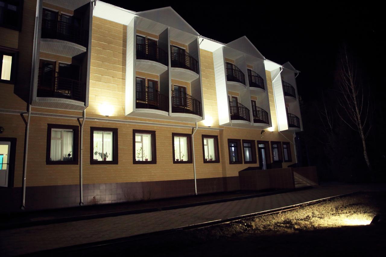 Aska Hotel Naryn Exterior photo